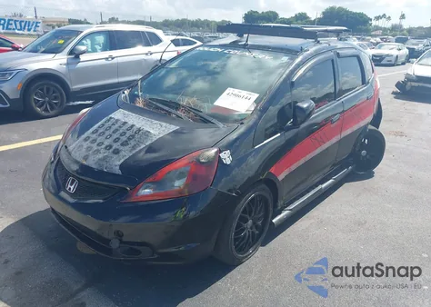 2013 Honda Fit z USA, uszkodzony, nr VIN JHMGE8H37DC037224